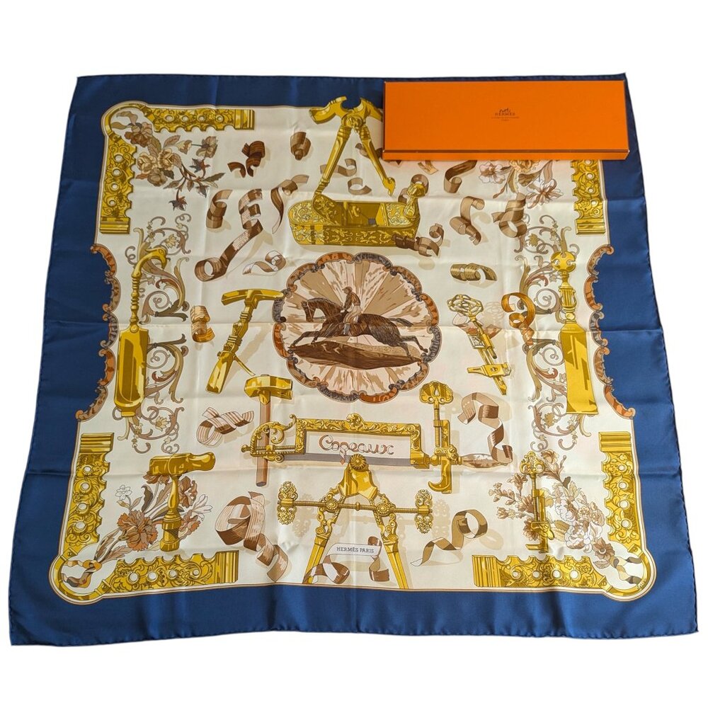 New Never Worn HERMES Copeaux Navy Blue Cream 90 cm Silk Square Scarf Box RARE
